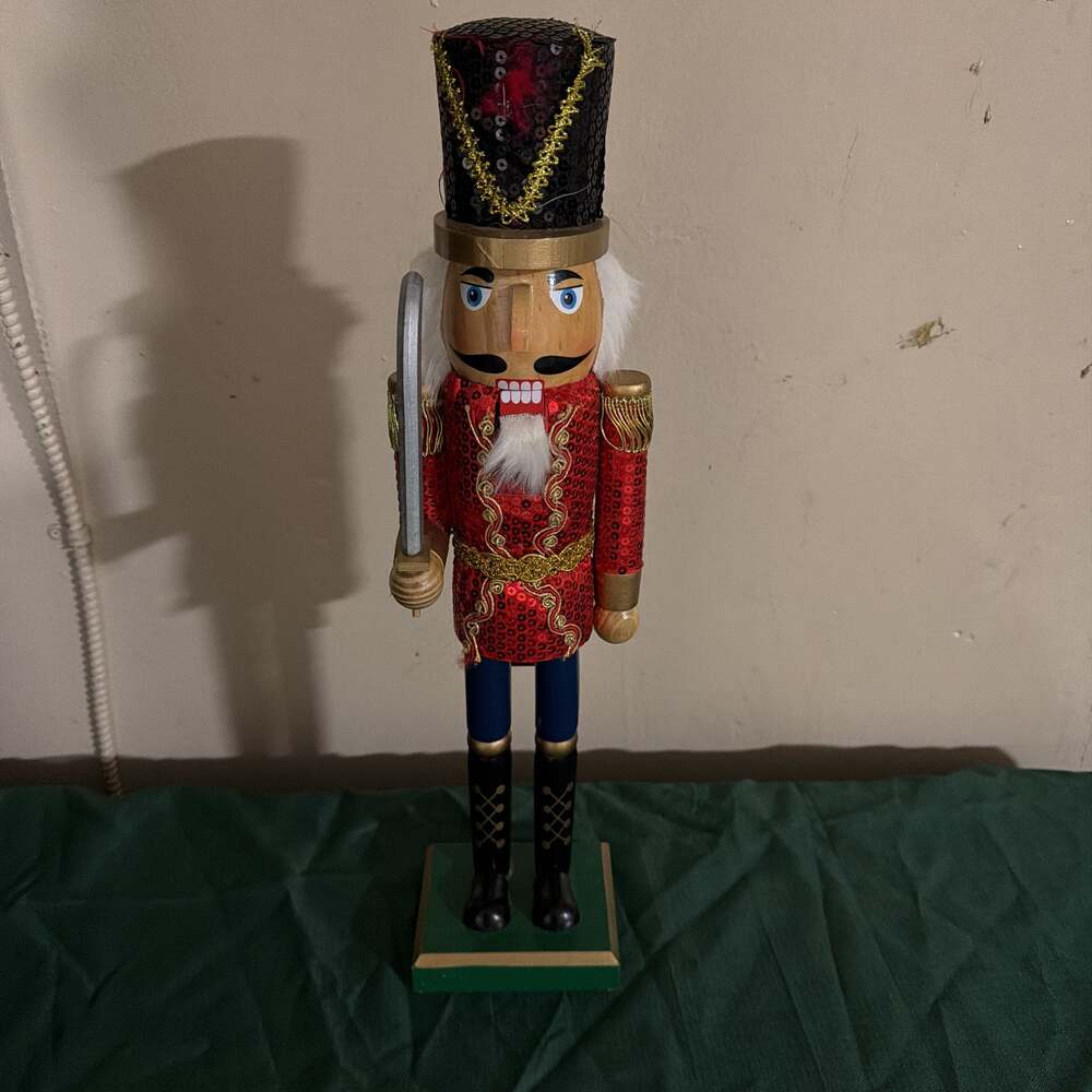 Nutcracker Soldier Wood Christmas Holiday Decoration 20'' Tall Nut Cracker👑